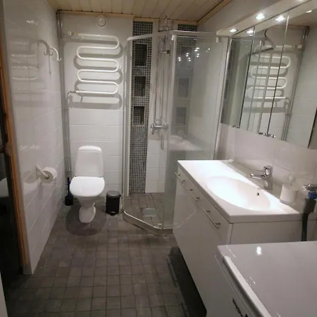Spacious For 6 With Sauna Apartman